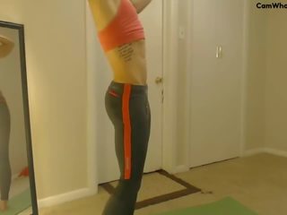 Spandekss muskulis dāma joga