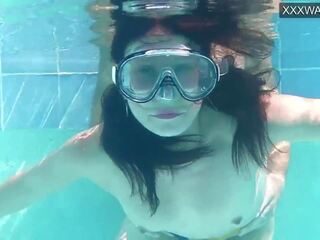 Minnie Manga and Eduard Cum in the Swimming Pool: xxx clip 72
