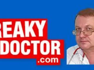 Kara rosa europeo femme fatale medico medico esame in ospedale sporco clip video