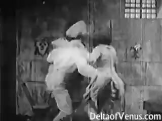 Antike e pisët video 1920s - bastille ditë - me lesh franceze vajzat | xhamster