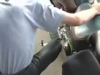 Emzikli yüksek kedi kavgası motorcycle, ücretsiz ücretsiz motorcycle seks film video