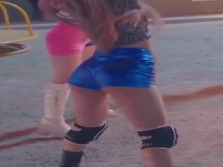 G I-dle's Soyeon with Her Booty and Her Jiggle: HD dirty movie 04