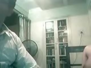 Lucknow paki vriendin zuigt 4 duim indisch moslim paki piemel op webcam