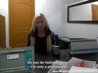 Blondinka model sucks agent for a better job