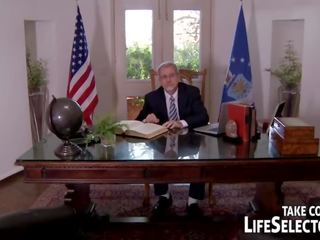 The presidents clerks neobișnuit tasks
